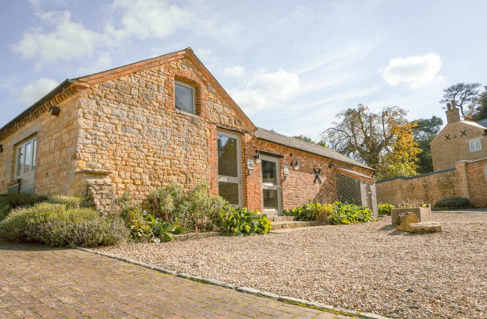 Apartamento Mole Hole Towcester Exterior foto